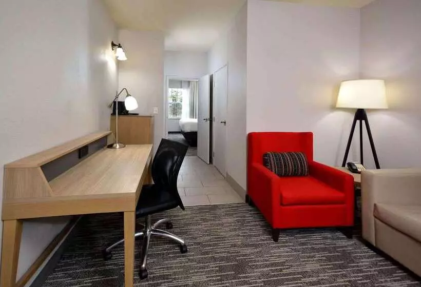 Отель Country Inn & Suites By Radisson, Asheville West Near Biltmore
