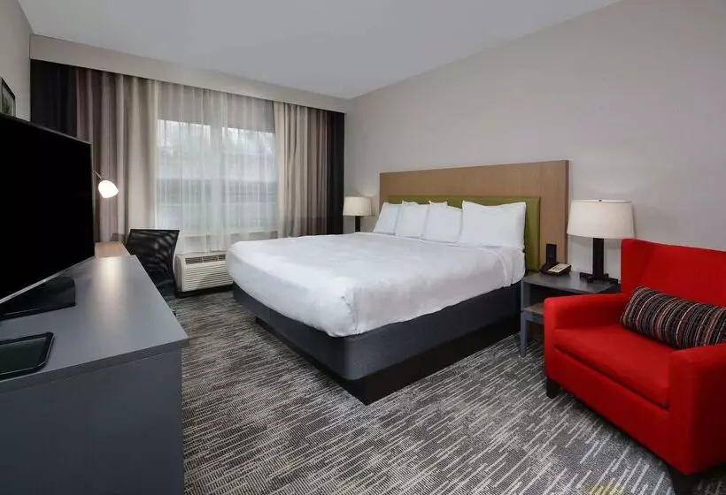 Отель Country Inn & Suites By Radisson, Asheville West Near Biltmore
