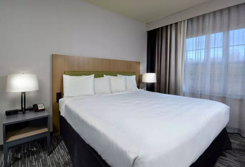 Отель Country Inn & Suites By Radisson, Asheville West Near Biltmore