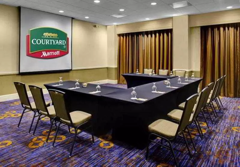 호텔 Courtyard Atlanta Decatur Downtown/emory