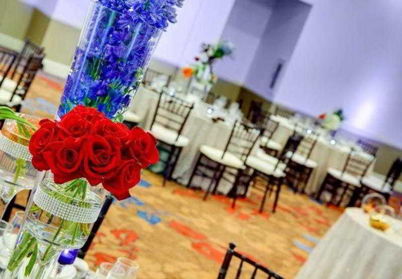 هتل Courtyard Atlanta Decatur Downtown/emory