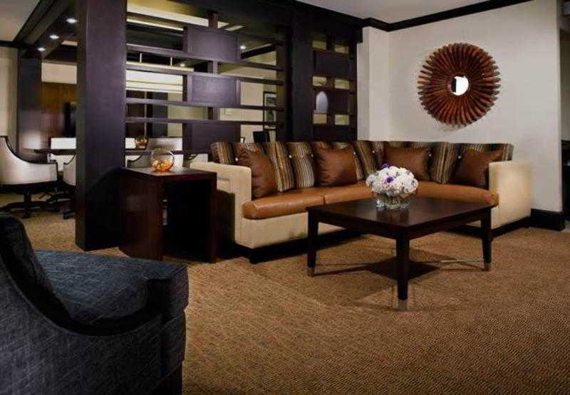 هتل Courtyard Atlanta Decatur Downtown/emory