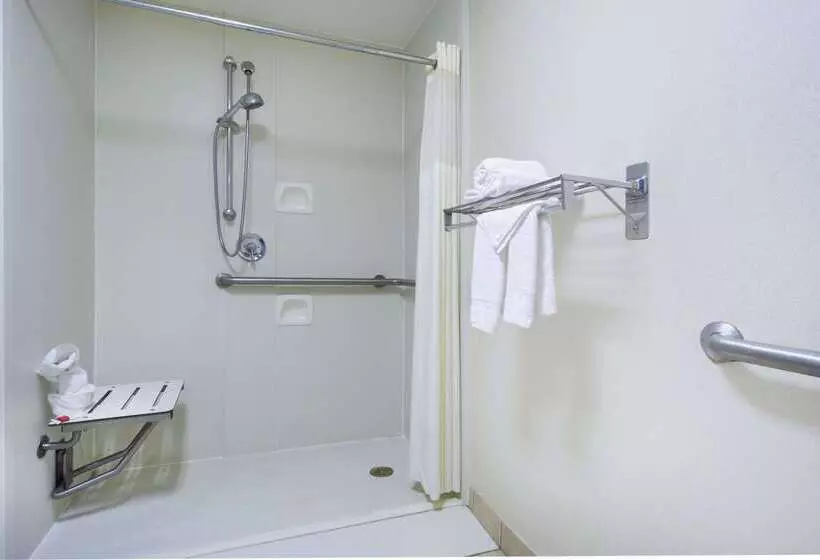 Hotel Days Inn By Wyndham Columbus Airport