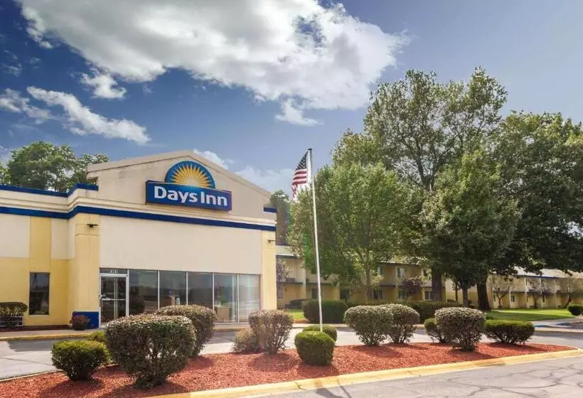 هتل Days Inn By Wyndham Portage