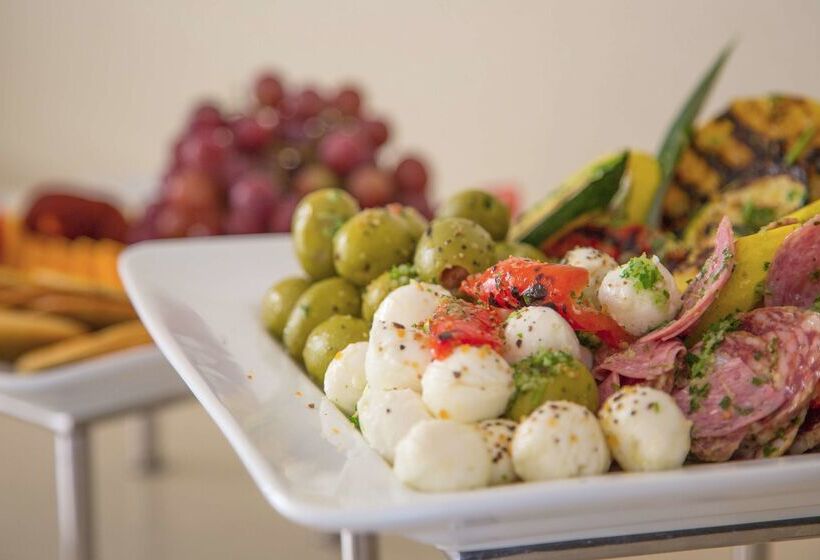 فندق Doubletree By Hilton  Chicago  Oak Brook