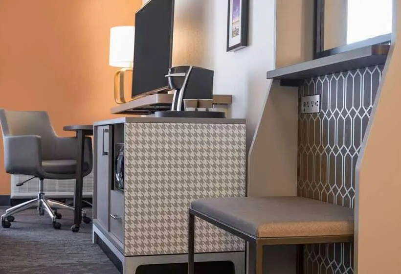 ホテル Doubletree By Hilton Fort Worth South