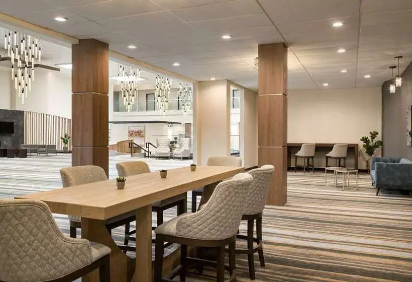 ホテル Doubletree By Hilton Fort Worth South