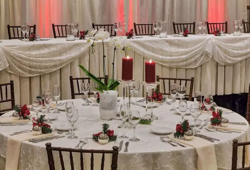 호텔 Doubletree By Hilton Libertyville Mundelein