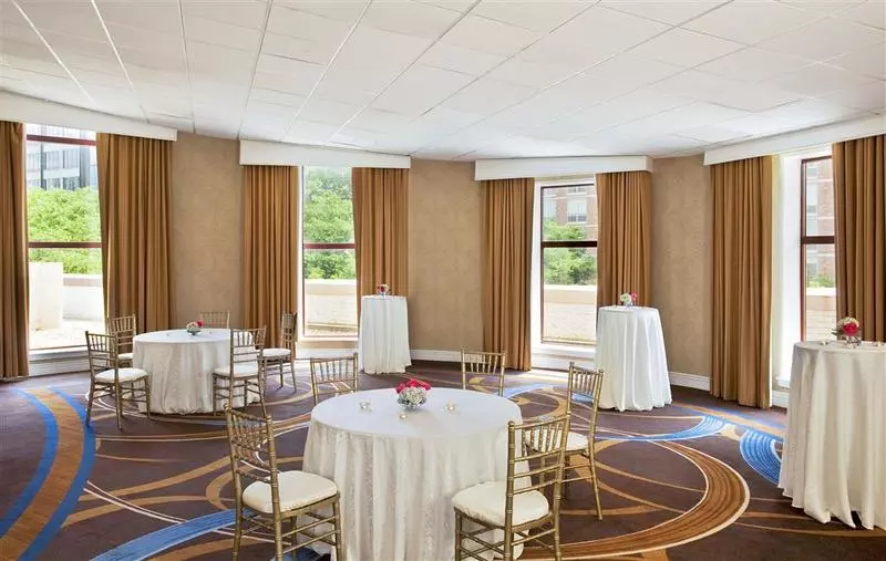 Hotel Doubletree By Hilton Washington Dc Silver Spring