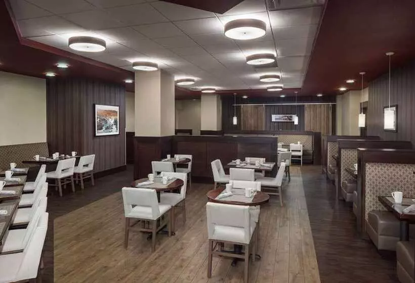 Hotel Doubletree By Hilton Washington Dc Silver Spring