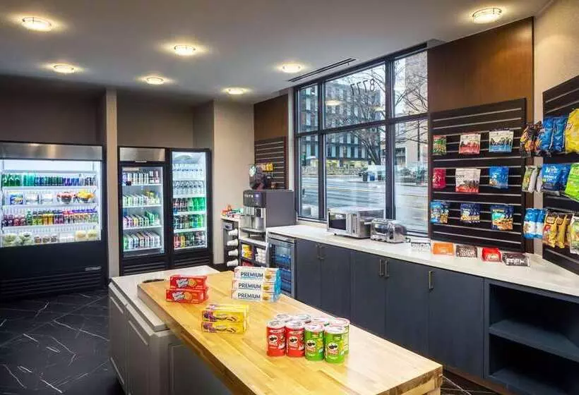 Hotel Doubletree By Hilton Washington Dc Silver Spring