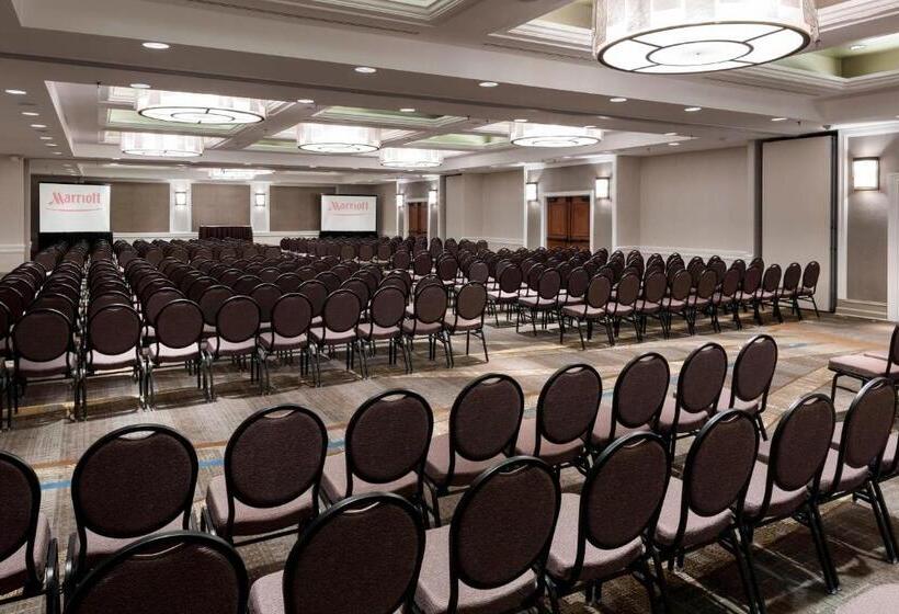 בית מלון כפרי Fairfax Marriott At Fair Oaks