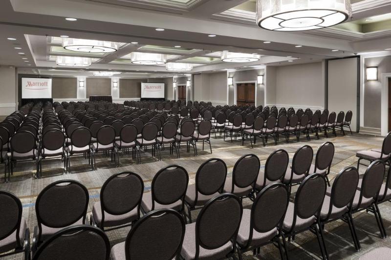 בית מלון כפרי Fairfax Marriott At Fair Oaks