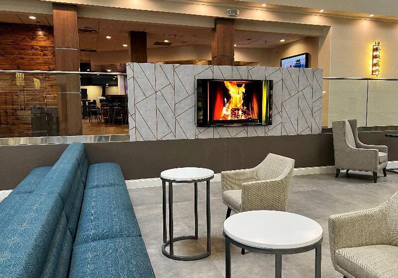 هتل Doubletree By Hilton Fort Worth South