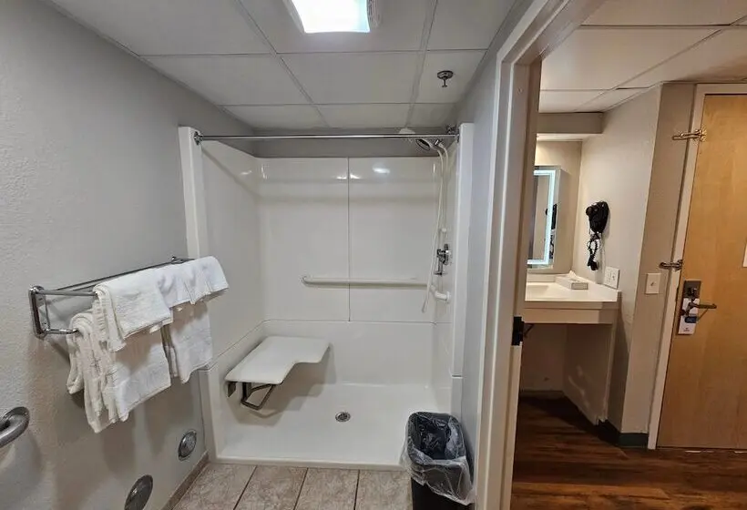 Hotelli Germaine Inn South Portland