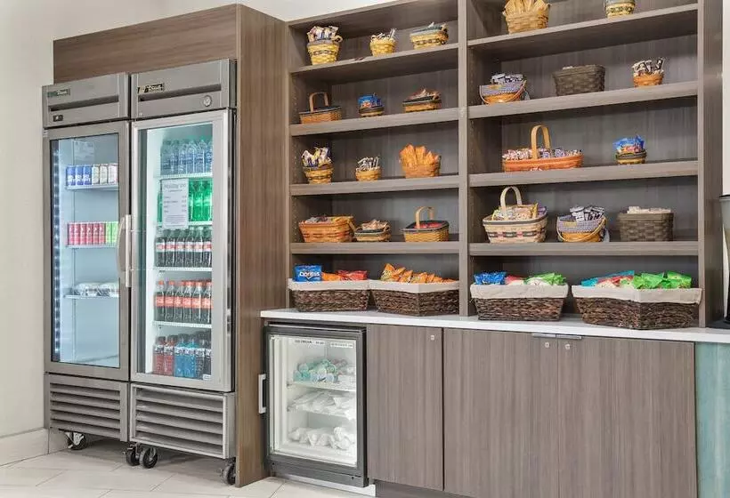 ホテル Holiday Inn Charleston Riverview, An Ihg