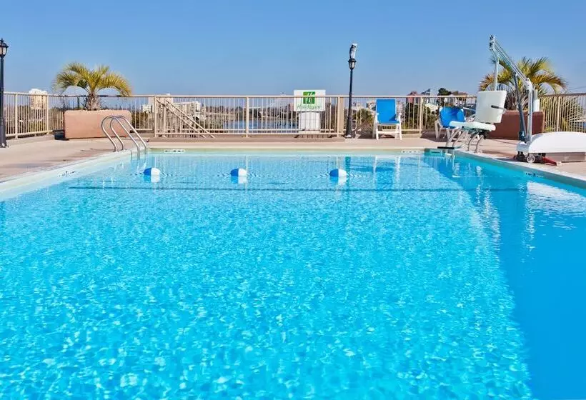 ホテル Holiday Inn Charleston Riverview, An Ihg