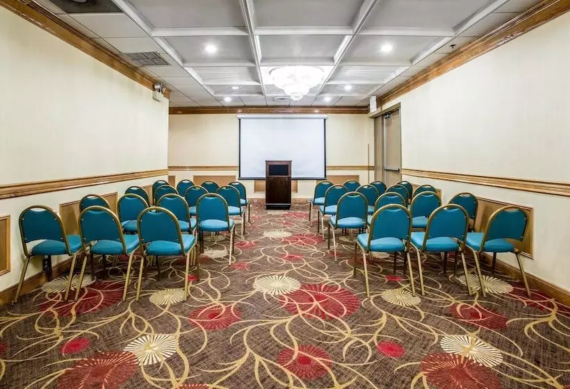 Hotelli Holiday Inn Chicago – Midway Airport S By Ihg