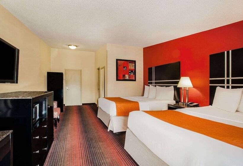 Hotel Howard Johnson By Wyndham North Plainfield