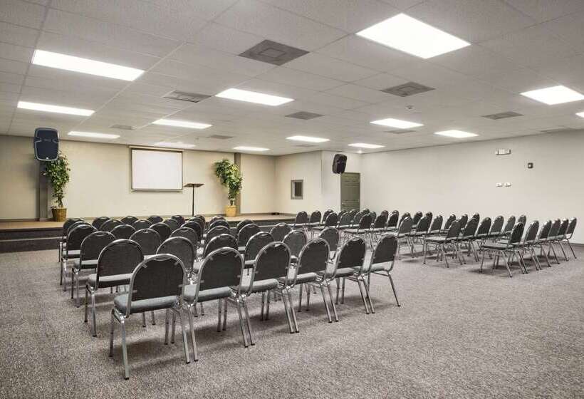 酒店 Howard Johnson By Wyndham Winter Haven Fl