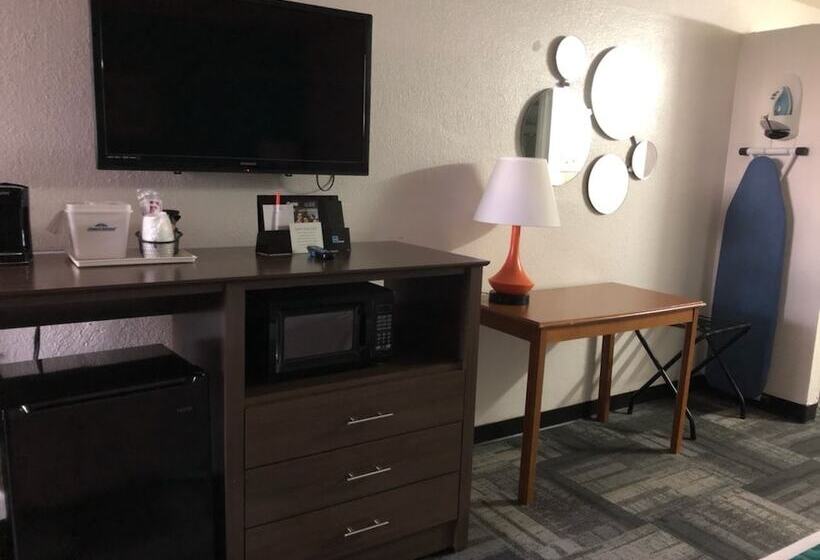 酒店 Howard Johnson By Wyndham Winter Haven Fl