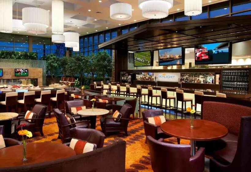 هتل Indianapolis Marriott East