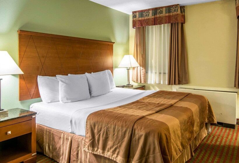 בית מלון כפרי Mainstay Suites Williamsburg Historic Area