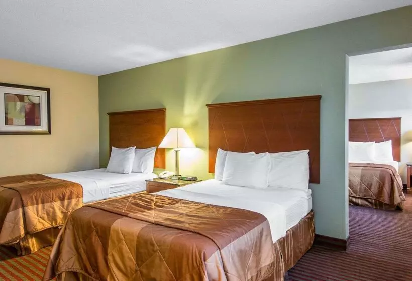 酒店 Mainstay Suites Williamsburg Historic Area