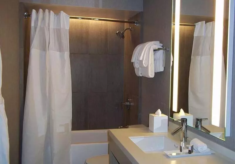 فندق Paradox, Autograph Collection