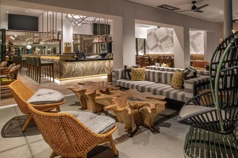 فندق Paradox, Autograph Collection