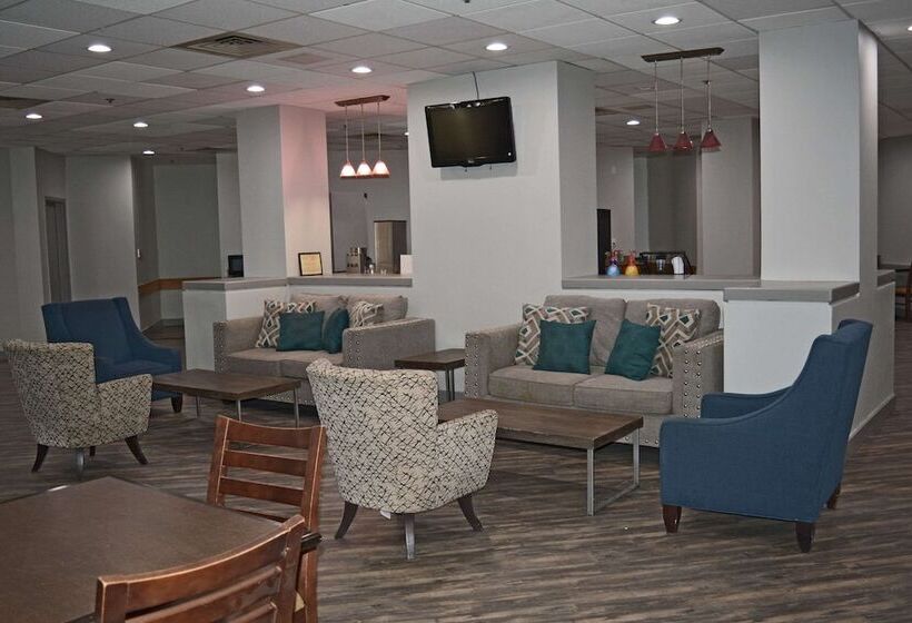 فندق Quality Inn & Suites East Syracuse  Carrier Circle