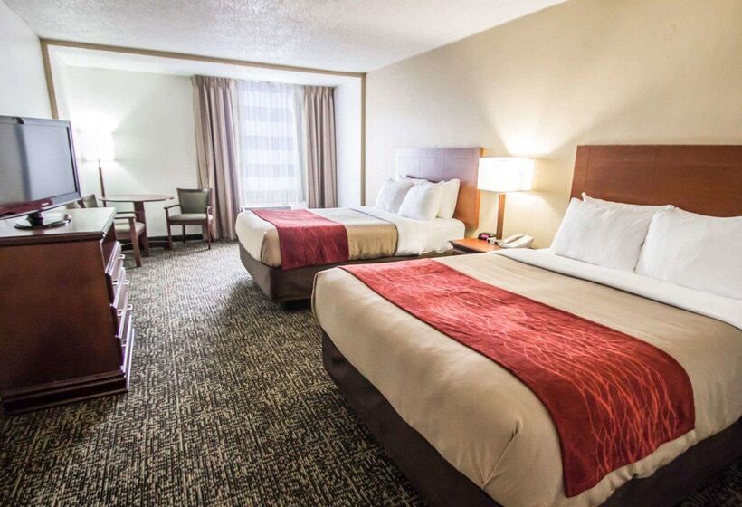 فندق Quality Inn & Suites Winter Park Village Area