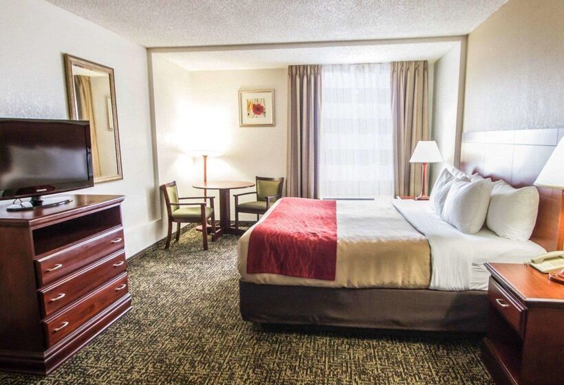 فندق Quality Inn & Suites Winter Park Village Area