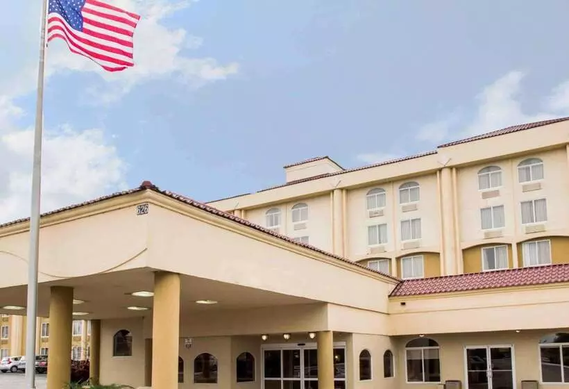 호텔 Quality Inn & Suites Winter Park Village Area