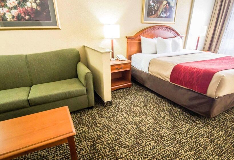 فندق Quality Inn & Suites Winter Park Village Area