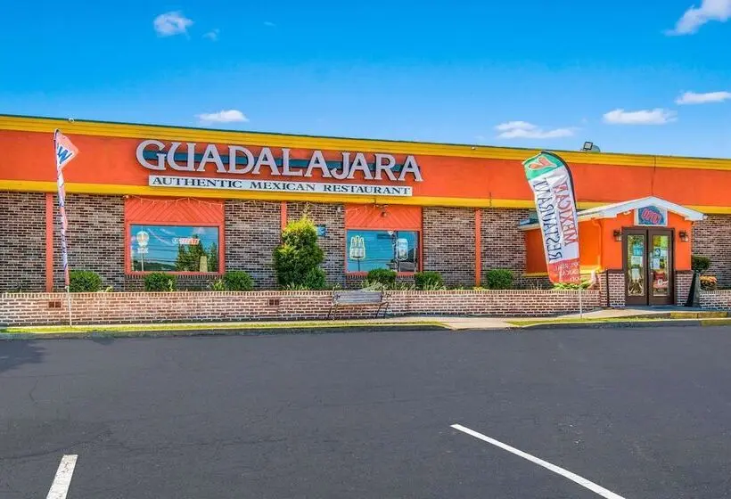 Hotelli Quality Inn & Suites York East