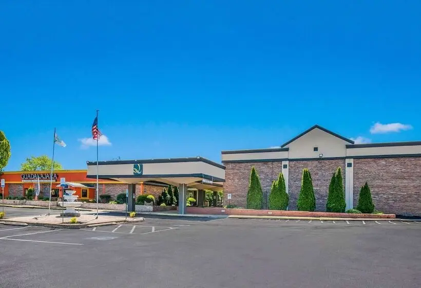Hotelli Quality Inn & Suites York East