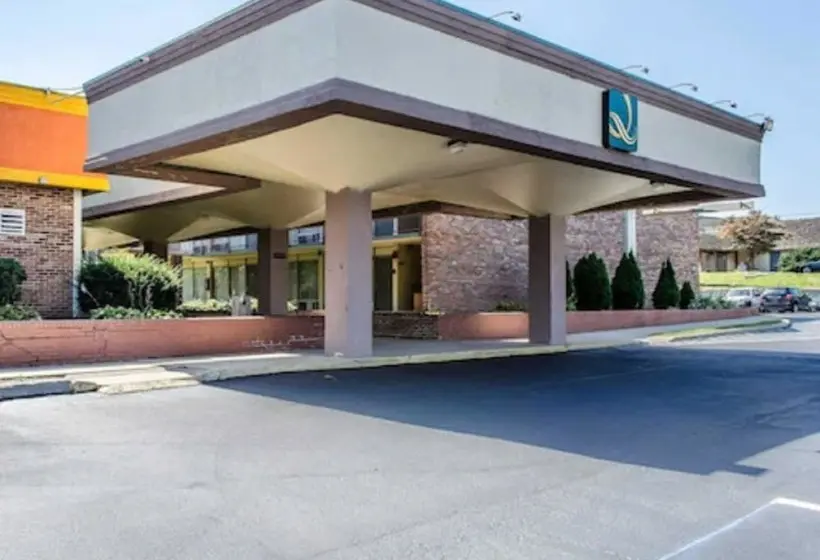Hotelli Quality Inn & Suites York East