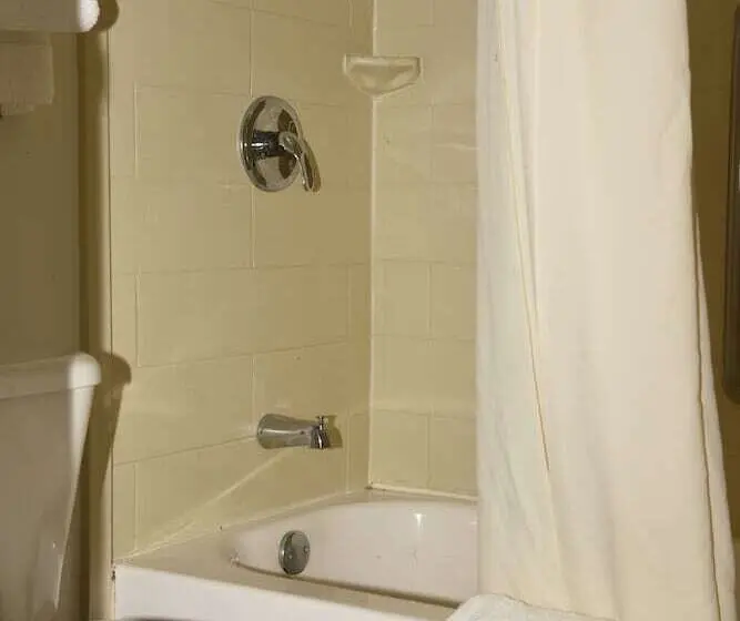 Hotelli Quality Inn & Suites York East