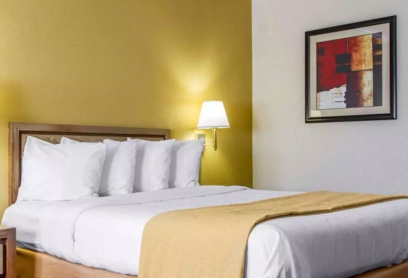 호텔 Quality Inn Ukiah