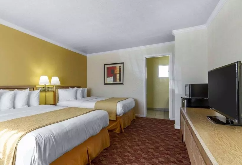 호텔 Quality Inn Ukiah