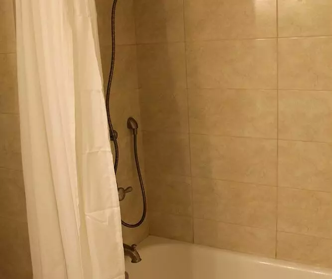 Resortquest Islander Beach Resort