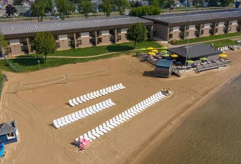 Tawas Bay Beach Resort & Conference Center