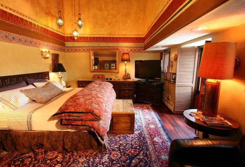 Alpenhof Bed And Breakfast