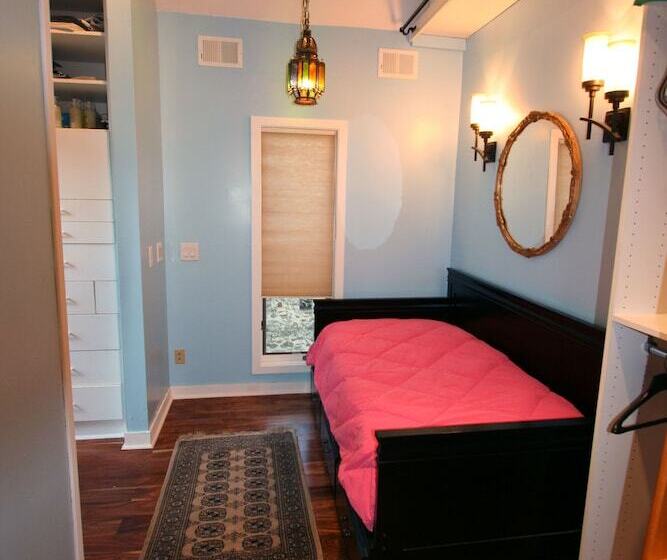 Alpenhof Bed And Breakfast