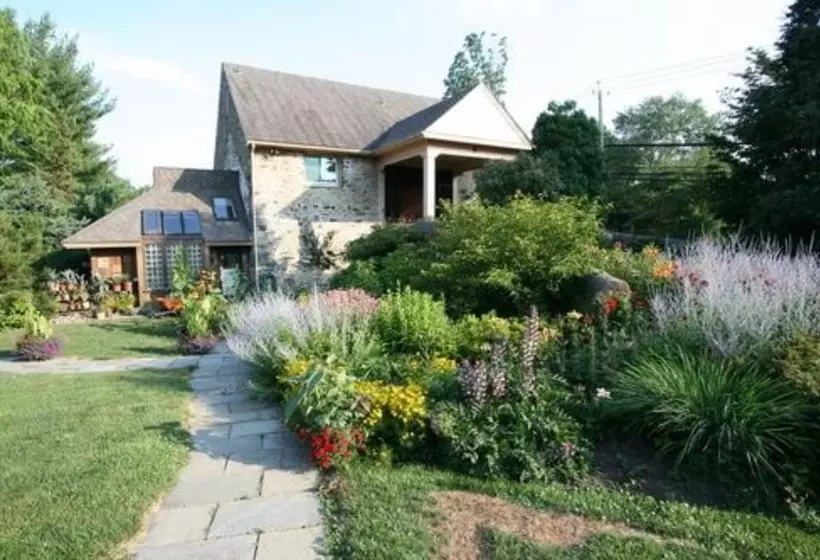 Alpenhof Bed And Breakfast