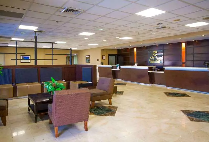 Clarion Inn & Suites Miami International Airport