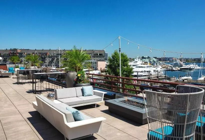 Отель Boston Marriott Long Wharf
