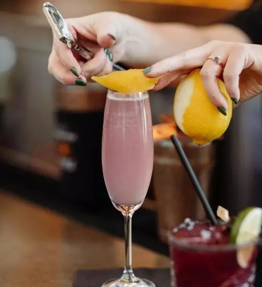 Отель Boston Marriott Long Wharf