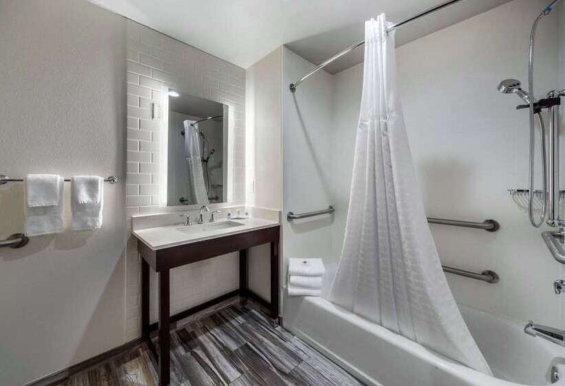 בית מלון כפרי Comfort Inn & Suites Oklahoma City South I 35